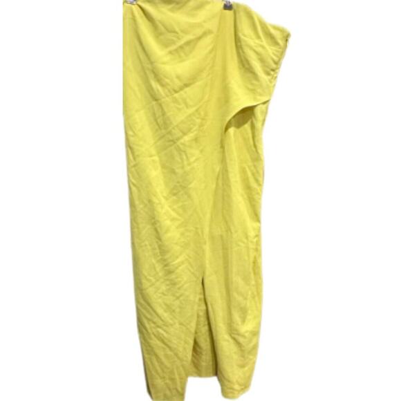 Halston Lil Crepe Jumpsuit in Bright Yellow Plus Size 16 - Picture 6 of 6